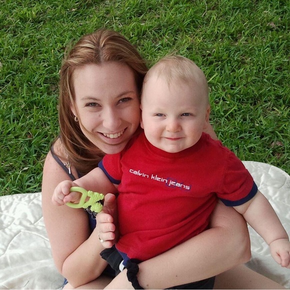 Meet your Posher, Kristin - Picture 1 of 2